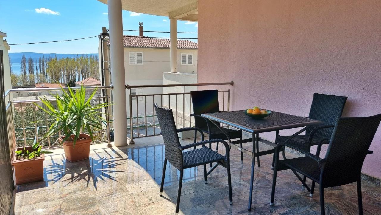 Apartments Stare Duce 6 Омиш Экстерьер фото