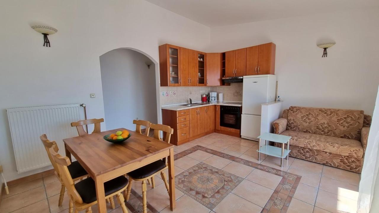 Apartments Stare Duce 6 Омиш Экстерьер фото