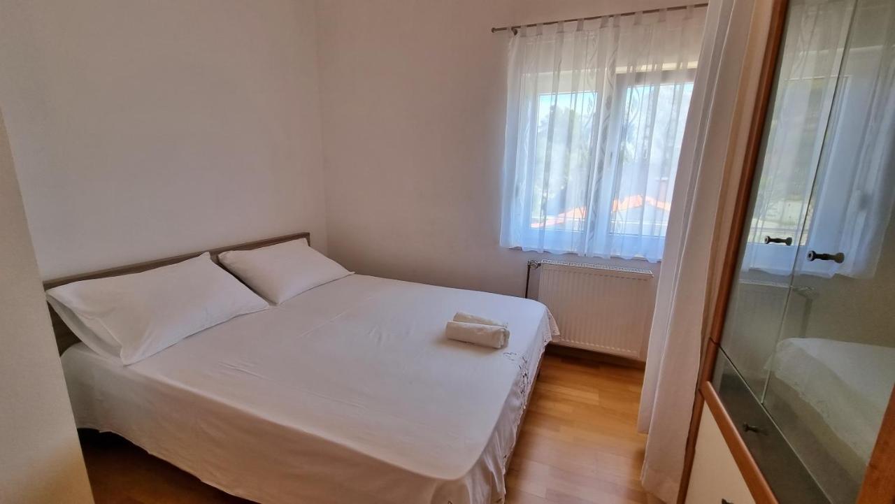 Apartments Stare Duce 6 Омиш Экстерьер фото