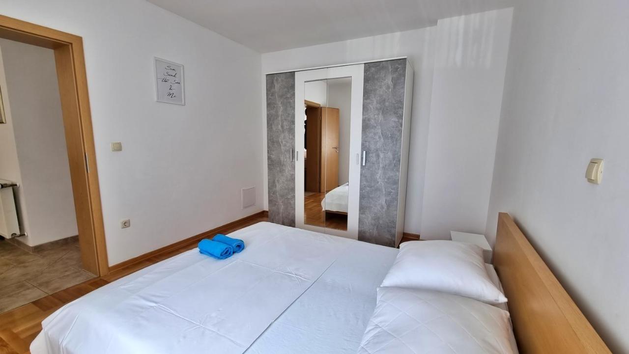 Apartments Stare Duce 6 Омиш Экстерьер фото