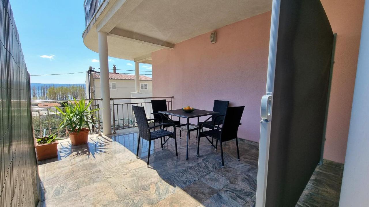 Apartments Stare Duce 6 Омиш Экстерьер фото