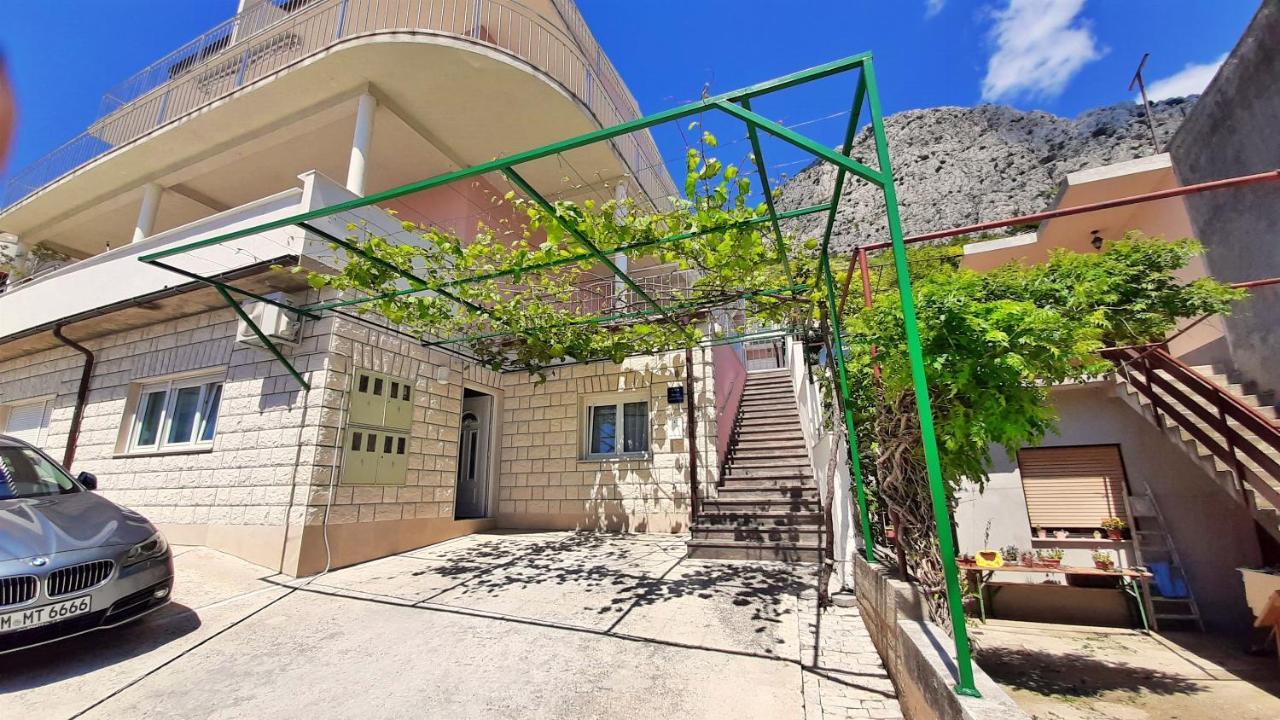 Apartments Stare Duce 6 Омиш Экстерьер фото