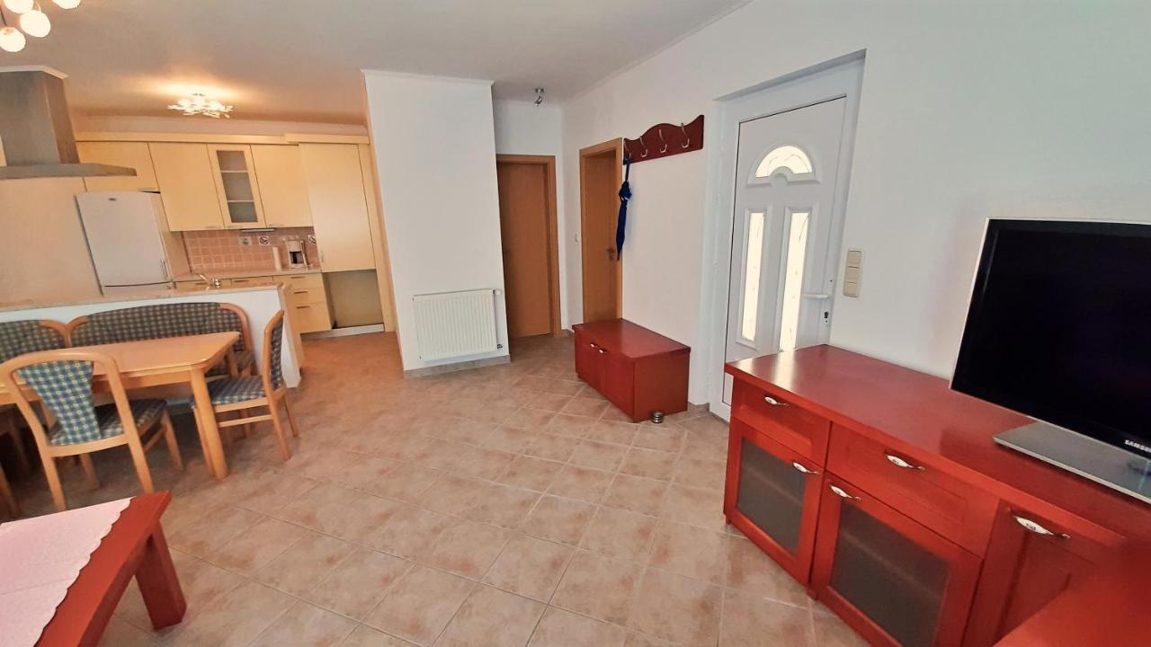 Apartments Stare Duce 6 Омиш Экстерьер фото